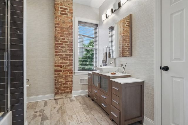3865 Howley St, Lawrenceville, PA 15201