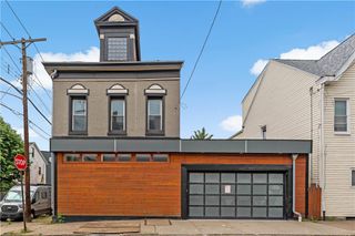 3865 Howley St, Lawrenceville, PA 15201