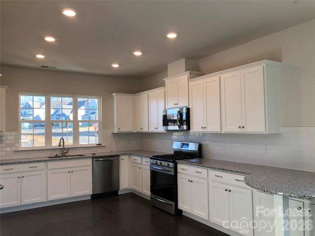 3001 Deep River Way, Waxhaw, NC 28173