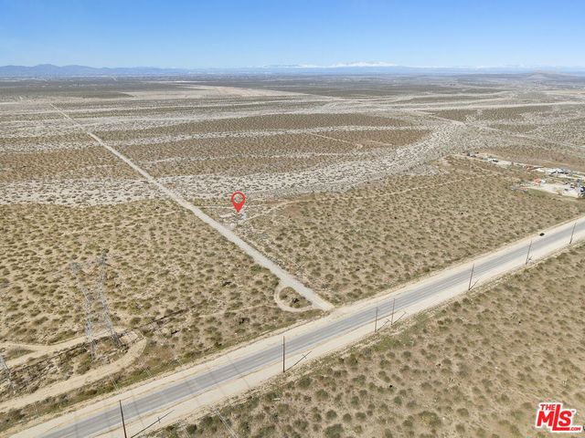 165 VAC 165th Avenue U4, Palmdale, CA 93591