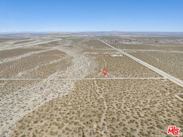 165 VAC 165th Avenue U4, Palmdale, CA 93591