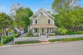 4 Oak Street, Cold Spring, NY 10516