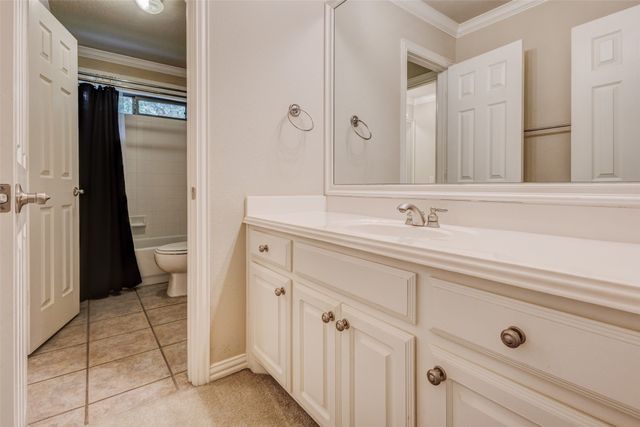 7921 Shady Oaks Drive, North Richland Hills, TX 76182