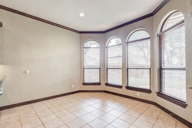 7921 Shady Oaks Drive, North Richland Hills, TX 76182