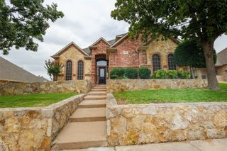 7921 Shady Oaks Drive, North Richland Hills, TX 76182