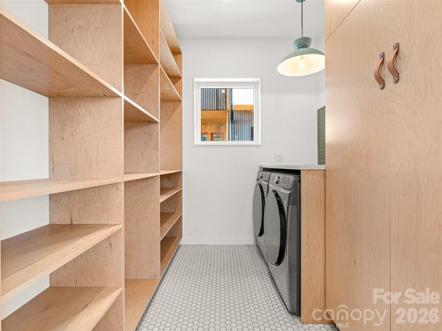 171 Houston Place, Asheville, NC 28801