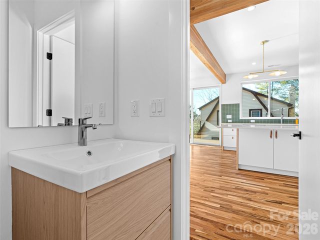 171 Houston Place, Asheville, NC 28801