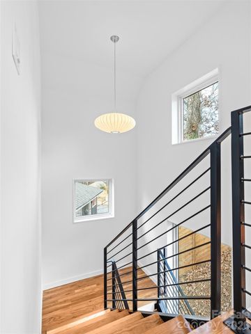 171 Houston Place, Asheville, NC 28801