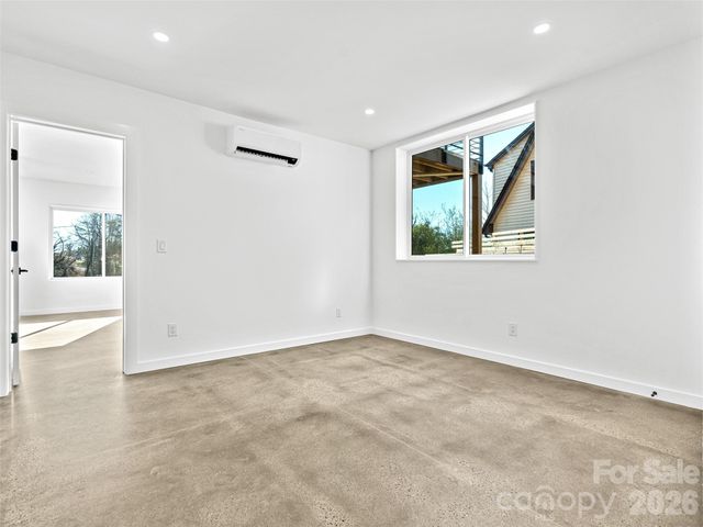 171 Houston Place, Asheville, NC 28801