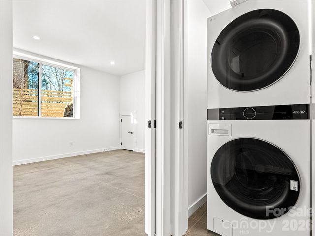 171 Houston Place, Asheville, NC 28801