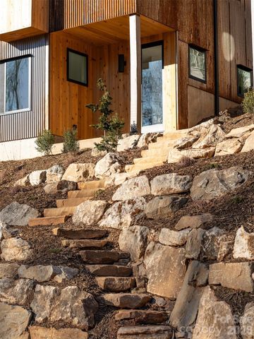 171 Houston Place, Asheville, NC 28801