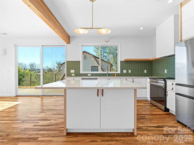 171 Houston Place, Asheville, NC 28801