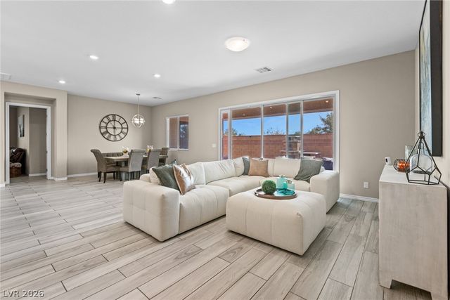 6168 Rockville Creek Court, Las Vegas, NV 89149