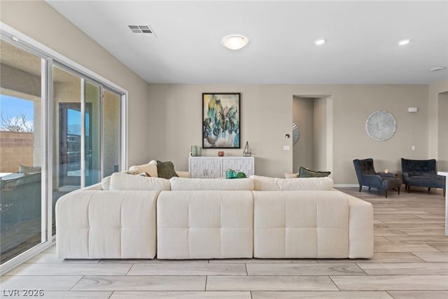 6168 Rockville Creek Court, Las Vegas, NV 89149