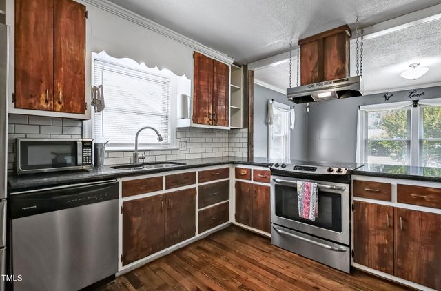 106 Grace NW Drive, Wilson, NC 27896