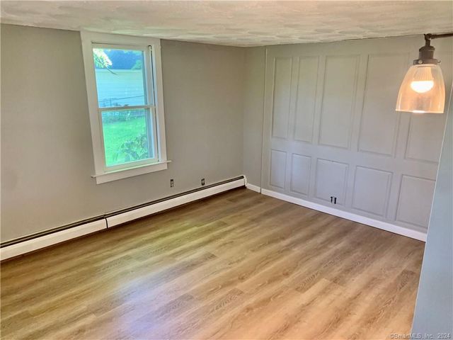 551 North Main Street 1R, Naugatuck, CT 06770