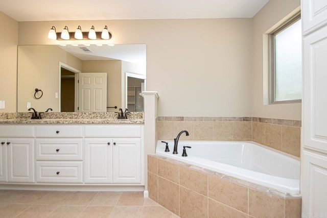 2700 E Maryland Avenue, Sherwood, AR 72120