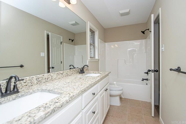 2700 E Maryland Avenue, Sherwood, AR 72120