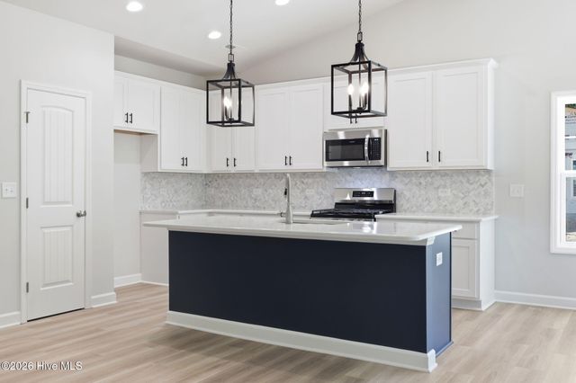 2980 Tucker Hill Drive, Grimesland, NC 27837