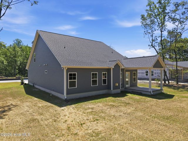 2980 Tucker Hill Drive, Grimesland, NC 27837