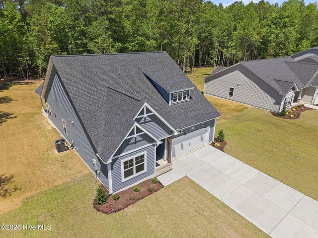 2980 Tucker Hill Drive, Grimesland, NC 27837