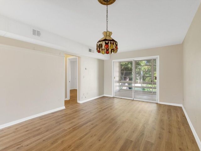 677 Royal Palm Blvd Boulevard 6, Vero Beach, FL 32960