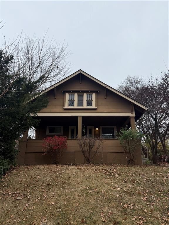 573 S Crescent Avenue, Independence, MO 64053