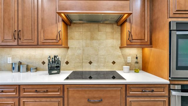 474 BARBADOS CIRCLE, Lakeland, FL 33803