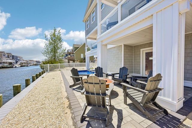 65 SYLVIA PL, Manahawkin, NJ 08050