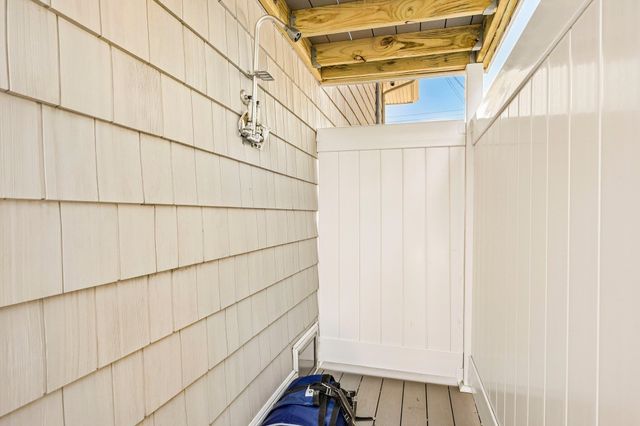 65 SYLVIA PL, Manahawkin, NJ 08050