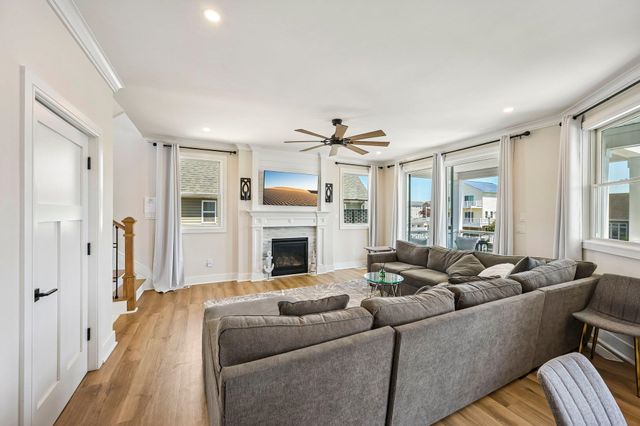 65 SYLVIA PL, Manahawkin, NJ 08050