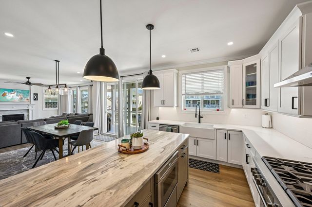 65 SYLVIA PL, Manahawkin, NJ 08050