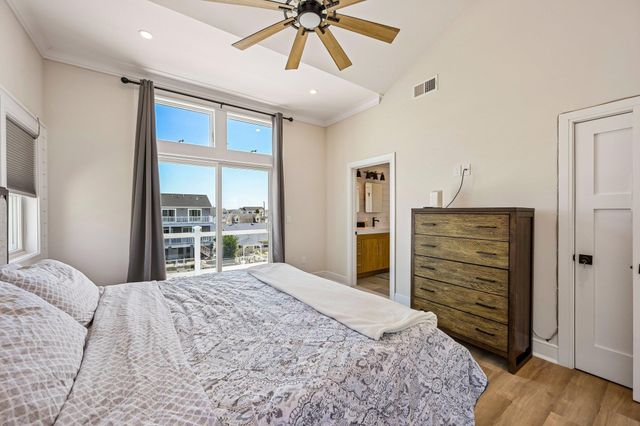 65 SYLVIA PL, Manahawkin, NJ 08050