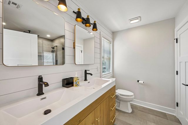 65 SYLVIA PL, Manahawkin, NJ 08050