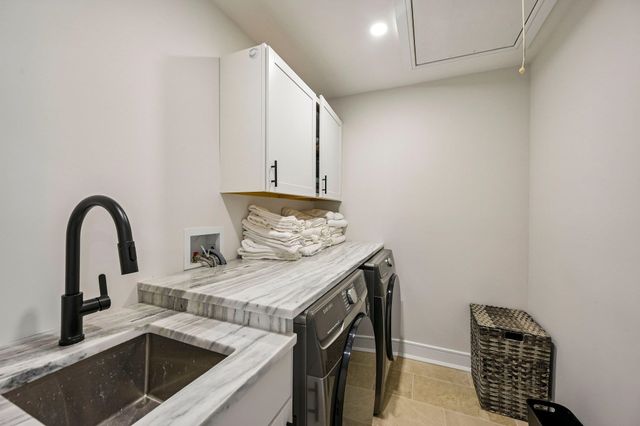 65 SYLVIA PL, Manahawkin, NJ 08050