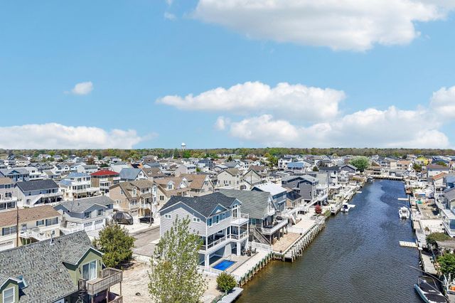 65 SYLVIA PL, Manahawkin, NJ 08050