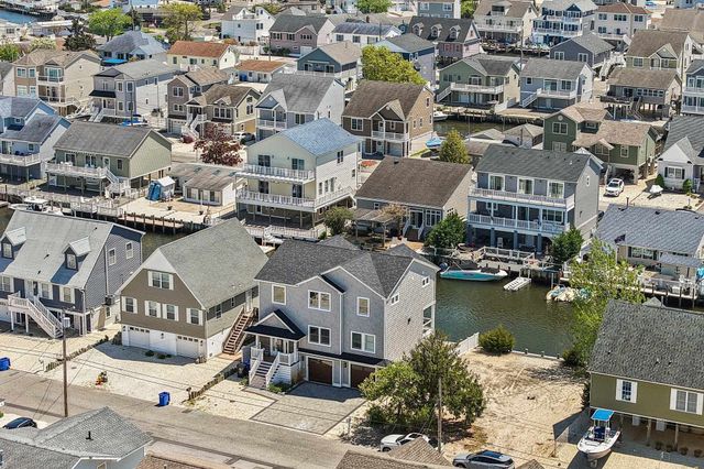 65 SYLVIA PL, Manahawkin, NJ 08050