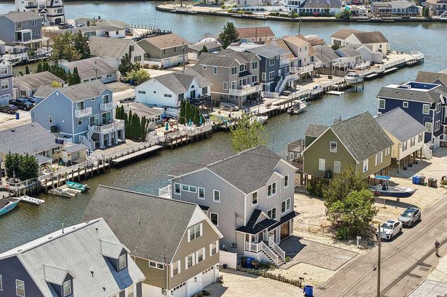 65 SYLVIA PL, Manahawkin, NJ 08050