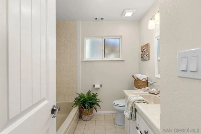 106 El Capitan, Chula Vista, CA 91911