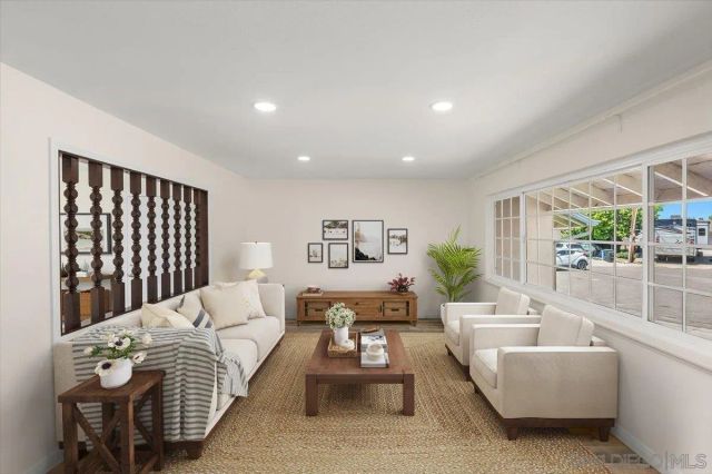 106 El Capitan, Chula Vista, CA 91911