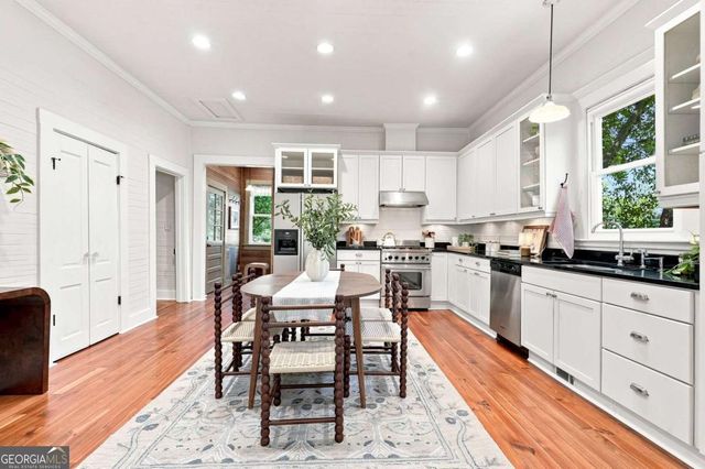 1978 Butler Way NW, Atlanta, GA 30318