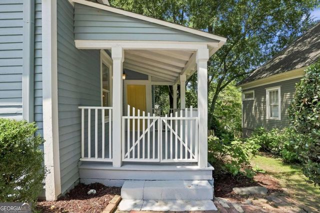 1978 Butler Way NW, Atlanta, GA 30318