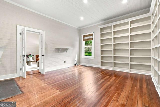 1978 Butler Way NW, Atlanta, GA 30318