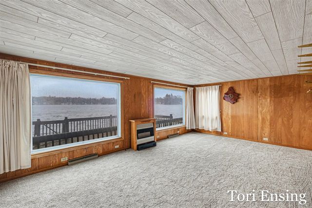 151 S Turk Lake Drive, Greenville, MI 48838