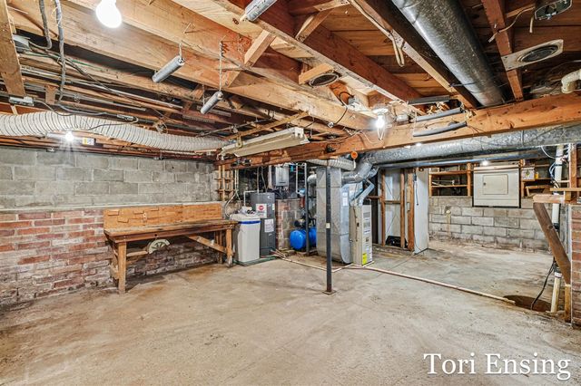 151 S Turk Lake Drive, Greenville, MI 48838