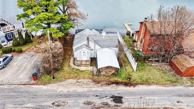 151 S Turk Lake Drive, Greenville, MI 48838