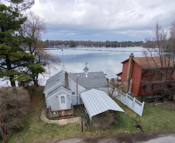 151 S Turk Lake Drive, Greenville, MI 48838