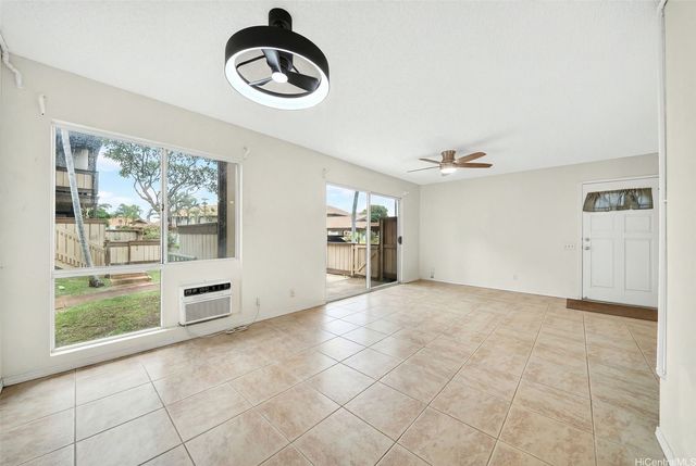 91-1059 Puamaeole Street 5E, Ewa Beach, HI 96706
