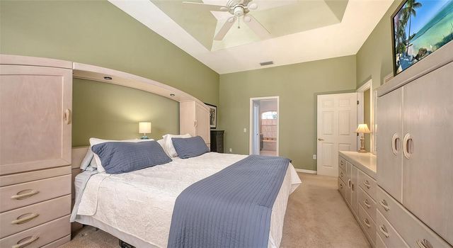 5566 MAGNOLIA TREE TERRACE, Sarasota, FL 34233