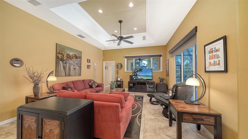 Image 20 of property listing at 5566 MAGNOLIA TREE TERRACE, Sarasota, FL 34233